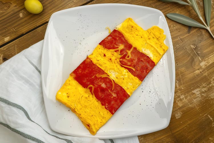 Egg and bacon omelette at Aloni Cafe in Kardamili, Greece